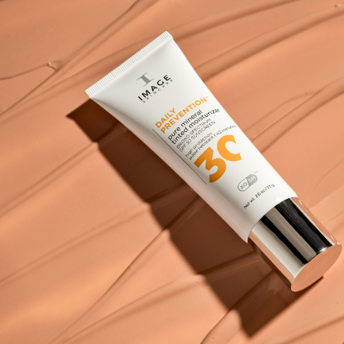 DAILY PREVENTION - Pure Mineral Tinted Moisturizer SPF 30